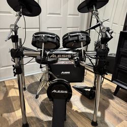 Alesis Electric Drum Kit + Alesis 2000W Drum Amplifier – Complete Bundle