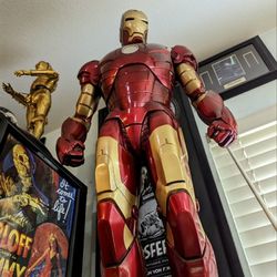 Sideshow Collectibles IRON MAN Legendary Scale Maquette Statue Hot Toys 