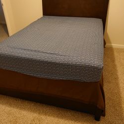 Full Size Bed 🛏️ W/ Frame Headrest Mattress - $160 OBO