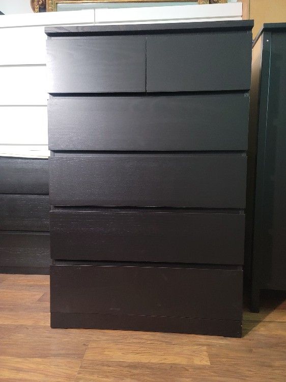 Ikea Dresser En Buenas Condiciones 