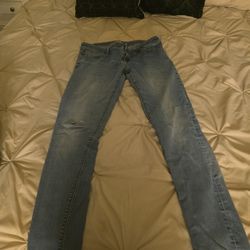 Roxy Jeans With Rip