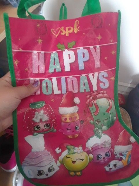 Shopkin stocking