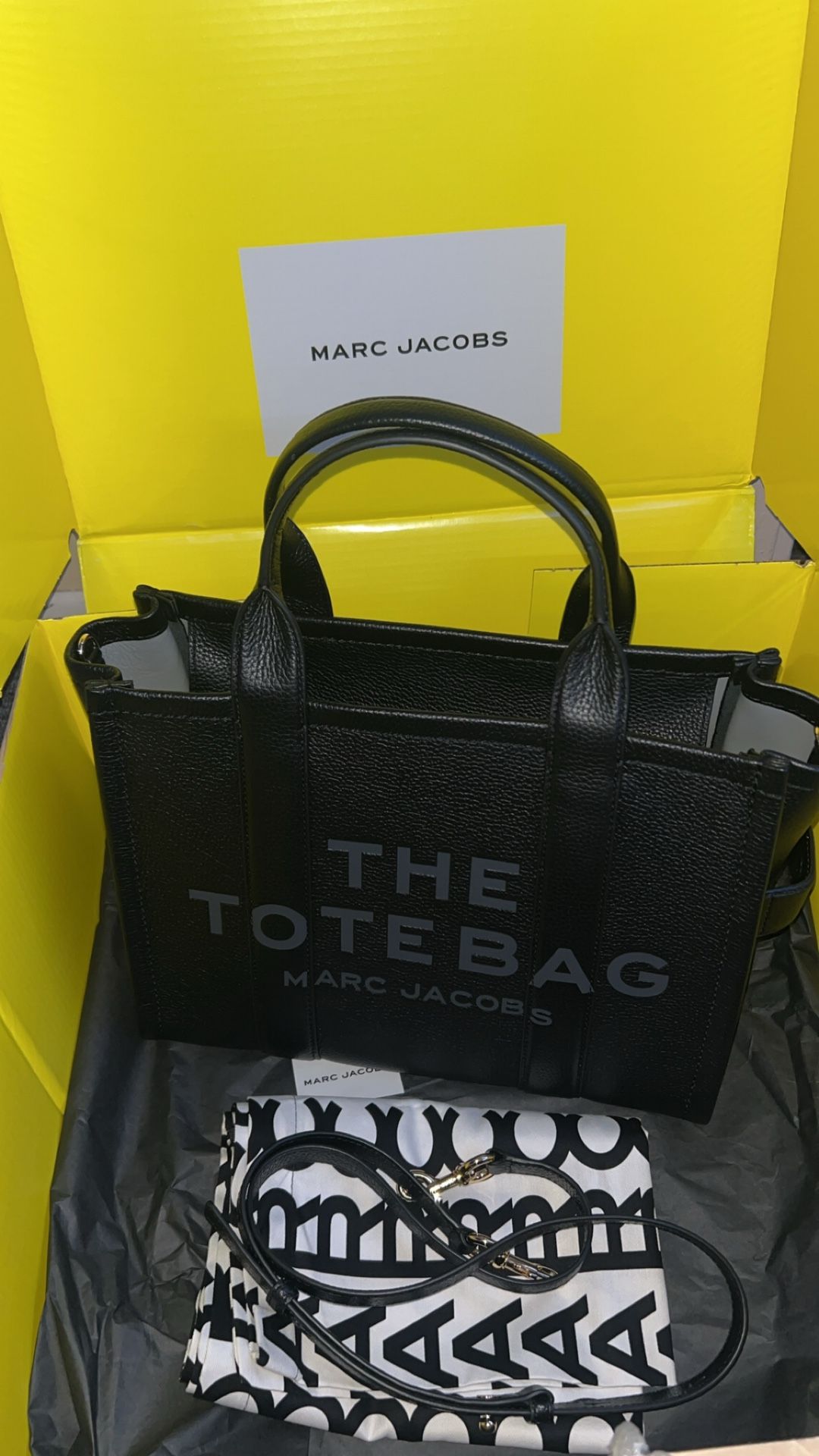 Marc Jacobs the tote bag