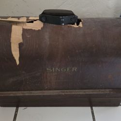 1950s Singer Sewing Machine 