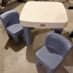 Vintage Little Tikes Table With Chairs 