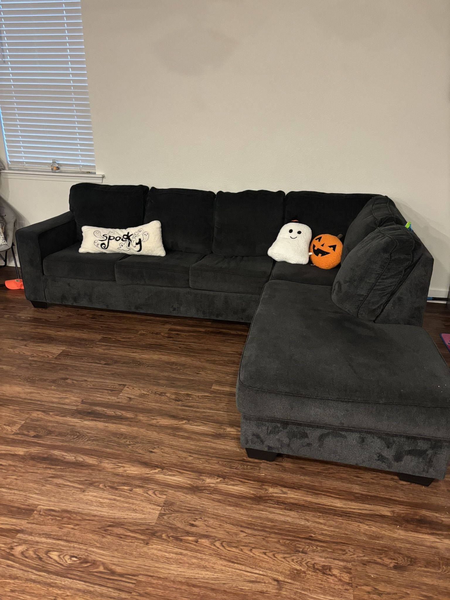 Ashley Furniture Sectional With Pull Out Bed And Mattress