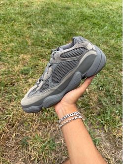 Yeezy 500 “Granite” Size 8.5 Men