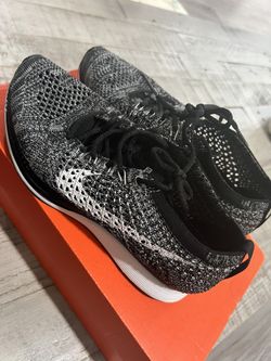 Nike Fly knit Racer