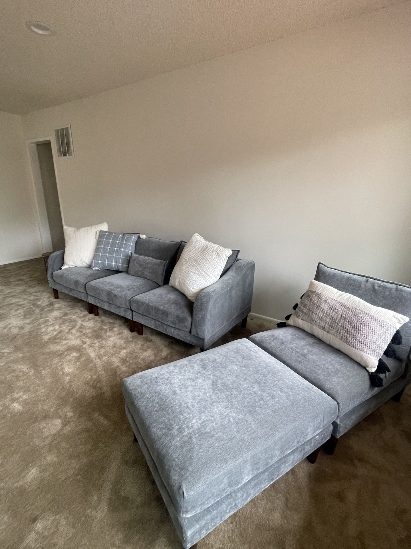 Blue/Grey Sectional 4 Seats And Ottoman 4 Ways
