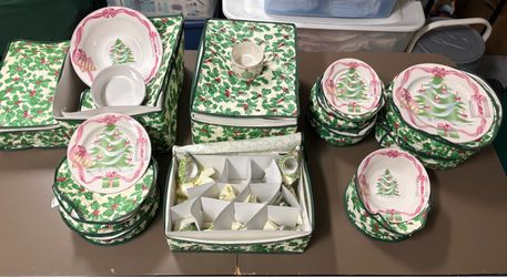Vintage Sango Home for Christmas Dinnerware – Service for 12 + Storage Cases