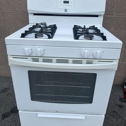Kenmore Gas Stove 