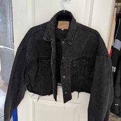 Black Cropped Denim Jacket