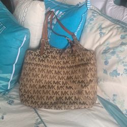 Michael Kors Purse 