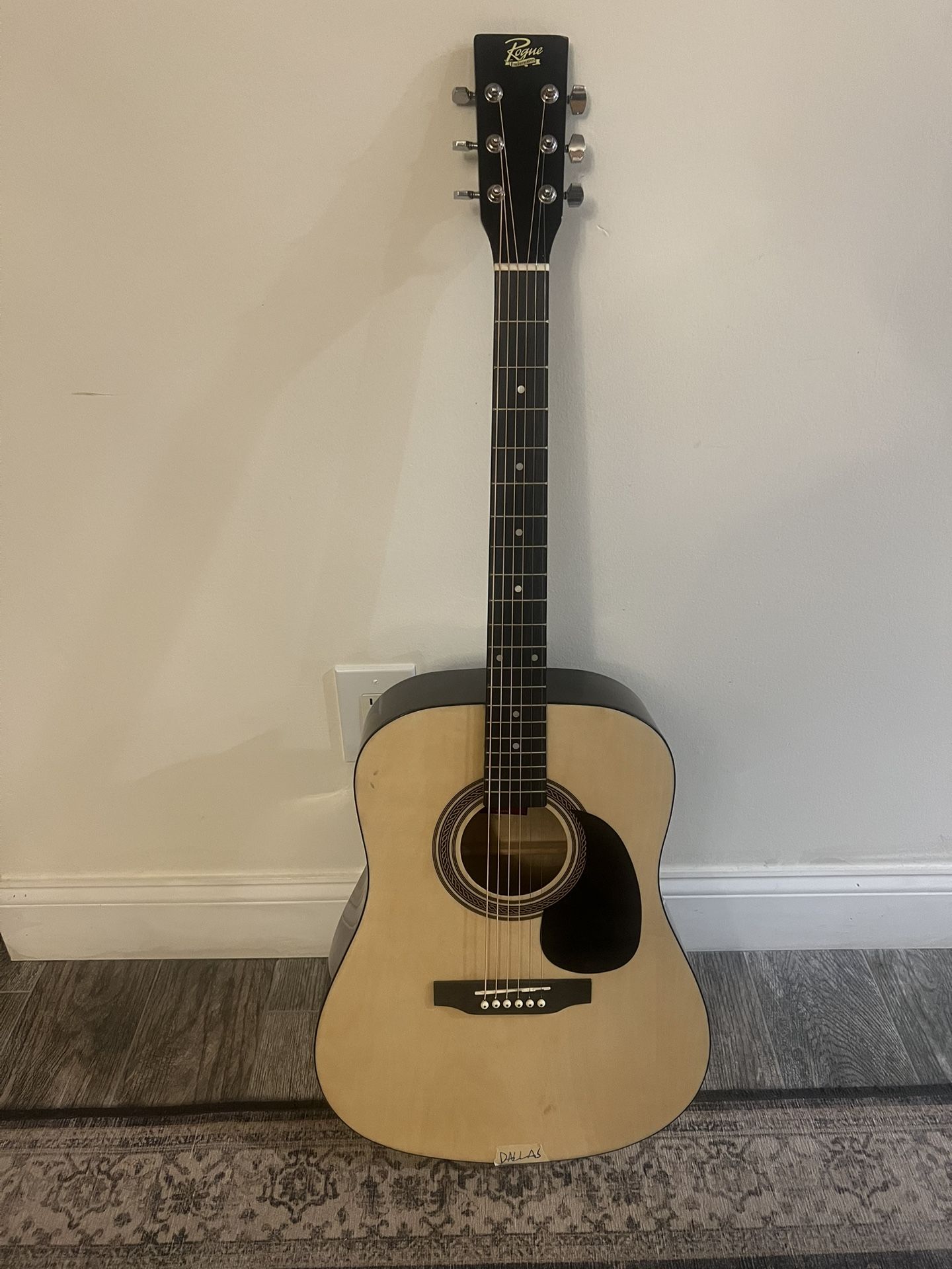 Rogue RA-090 Dreadnought Acoustic Guitar Natural