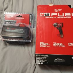 Brand New Milwaukee Half Inch Drive Impact With 6 Battery