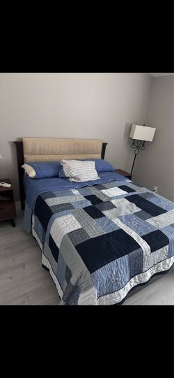 Queen bedroom set