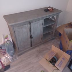 TV Stand/cabinet