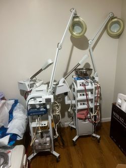 PROFESSIONAL Grade Facial Machines !!