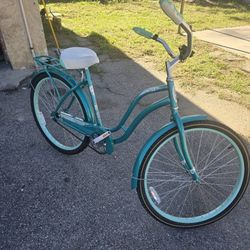 Schwinn Beach Cruiser 26"