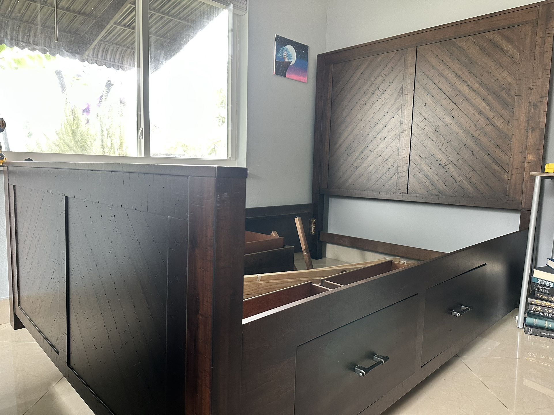 Queen Sized Dark Wood Bed Frame 