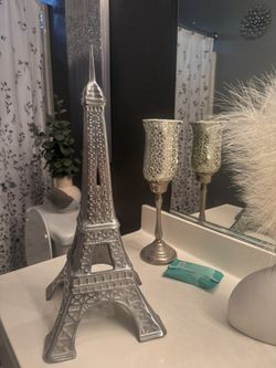 Eiffel Tower