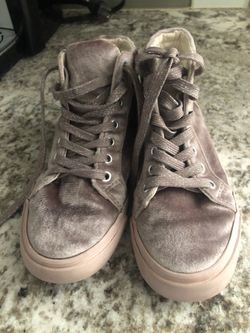 Girls shoes