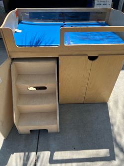 Baby changing table