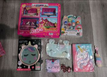 Girls toy lot