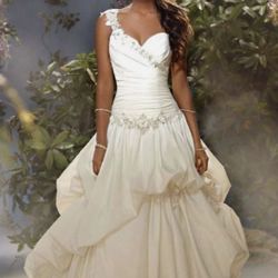 Alfred Angelo Disney Tiana Wedding Gown