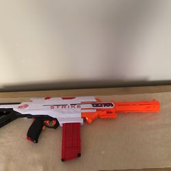 Nerf Gun With Full Mag