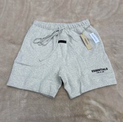 Fear of god essentials light oak shorts