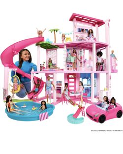 Barbie DreamHouse Casa de munecas con mas de 75 piezas incluyendo muebles y tobogan de piscina de 3 pisos elevador de mascotas y areas de juego pa for Sale in Phoenix AZ OfferUp