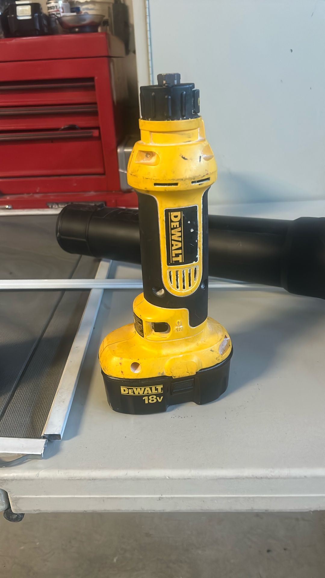 18v Dewalt Cut Out Tool