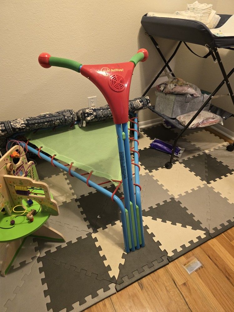 Kid Active Trampoline 
