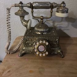 Vintage Decor Rotary Phone 