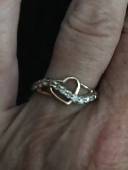 10k beautiful diamond open heart ring