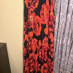 Premier Amour Women’s Off-Shoulder Black & Red Floral Pleated Maxi Dress Size 10
