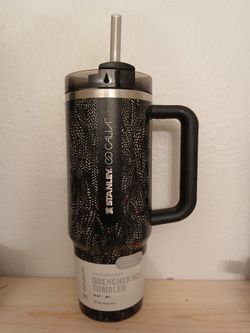 Stanley x Calia 30oz Flowstate Quencher H2.0 Tumbler - SOLD OUT