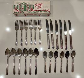 Vintage Marianne Silverplate Flatware Set – Service for 6 – Original Box – Made in USA