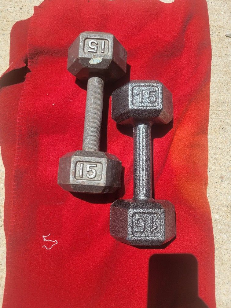 SET OF 15LB HEXHEAD DUMBBELLS
TOTAL 30LB
11525 S HALSTED dunkin donuts
30$ CASH ONLY AS IS