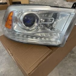 2013-2018 Ram Passenger Headlight Only