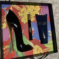 Carolina Herrera Perfume 