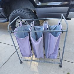 For Laundry Was Put It Under The Patio It Needs To Cleaned It 