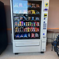 Snacks Vending Machine With A Credit Card Reader