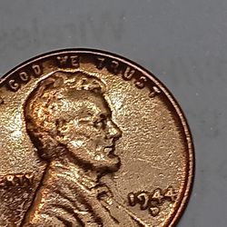 This One Is A Very Great Piece It's A (1944D) Gold Color Collectors Collectable Coin 