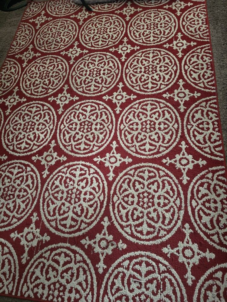 Large Red Livingroom Rug