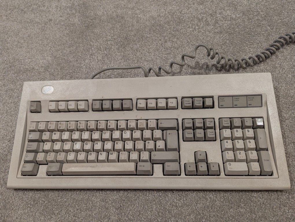 IBM model M Keyboard 1985