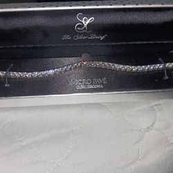 BEAUTIFUL NEW BRACELET CUBIC ZIRCONIA .......😁😊😍