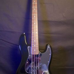 Fender MIM Standard Jazz Bass