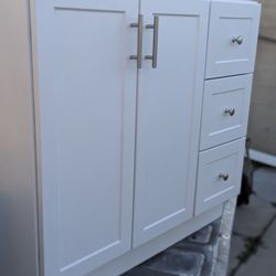 36" White Bathroom Vanity - Shaker Style